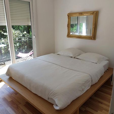 Chalet Fleuve Avec Parking-Barbecue Yerres Εξωτερικό φωτογραφία